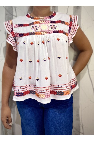BLUSA BORDADOS