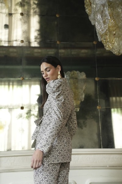 TRAJE MARE ESTAMPADO CRUZADO